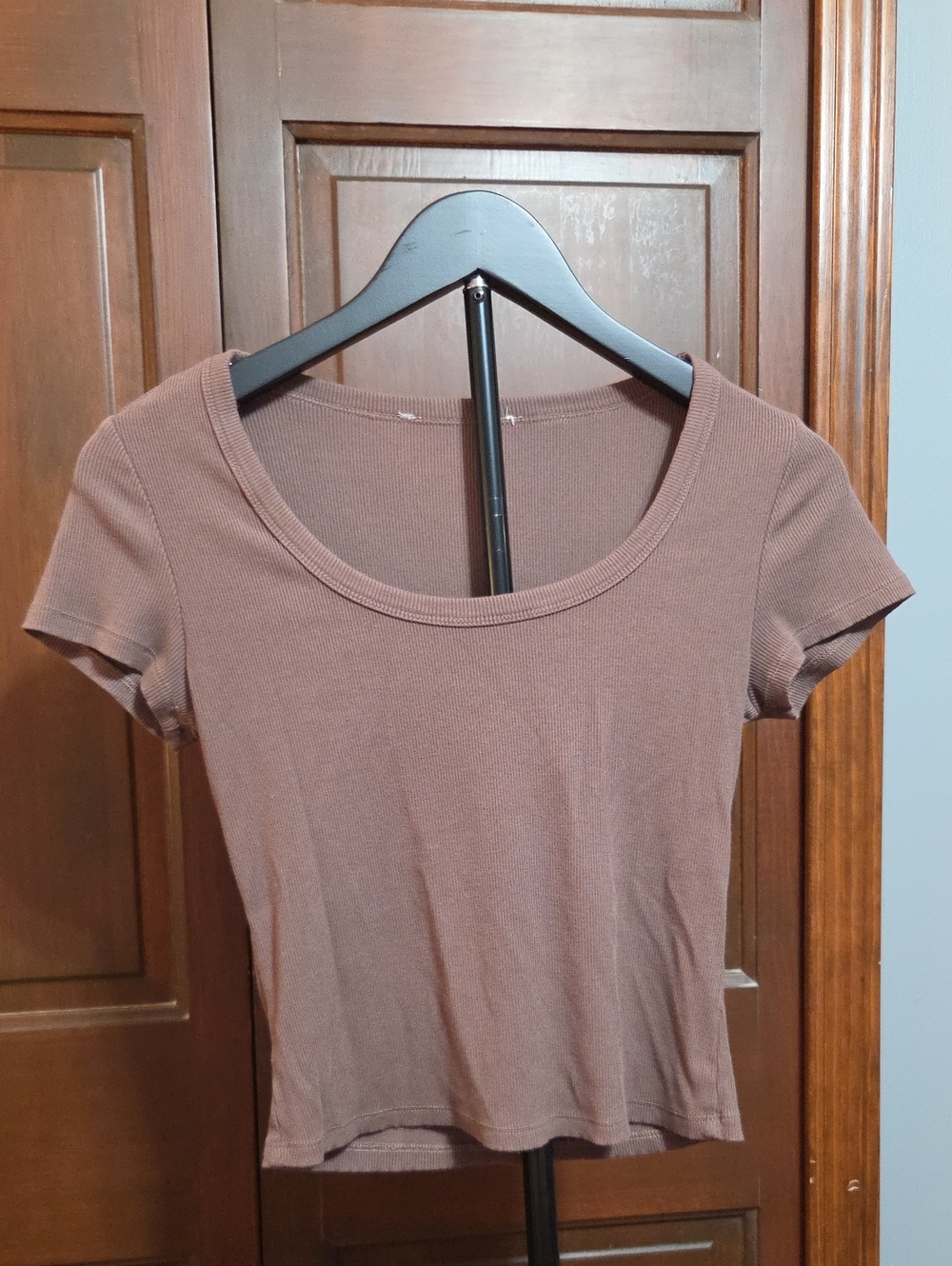 Womans Brown Short Sleeve Shirt Small
